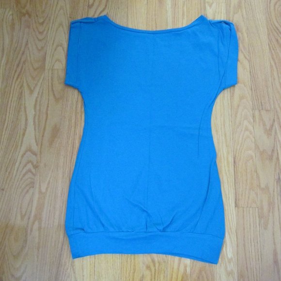 NO BOUNDARIES WOMEN'S JUNIOR'S SIZE S (3 / 5) T-SHIRT TEAL LOVE GRAPHIC SS NWT - Picture 3 of 5
